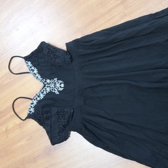 Lush Pants - Lush - open back - open leg shorts jumpsuit